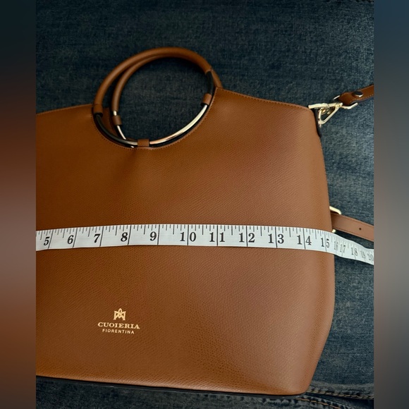 CUOIERIA Fiorenrina TOTE BAG
OblÒ Collection - Picture 12 of 13